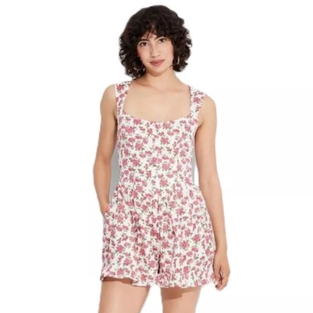 NWT Wild Fable Button Front Tiered Halter Romper Pink Red White Floral S Small